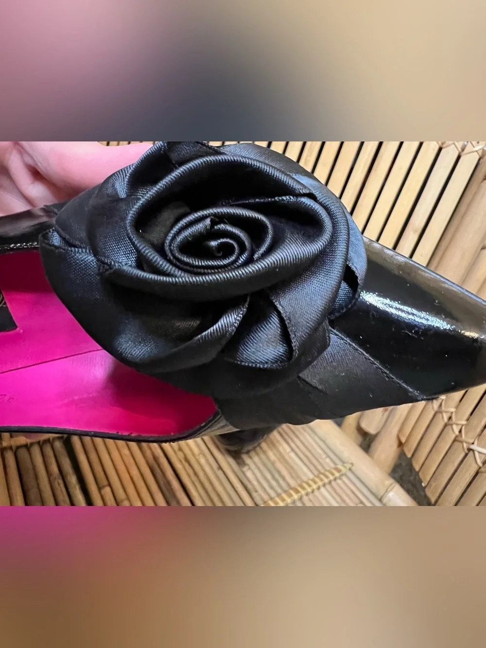 Vintage barefoot originals  Black Patent Pointed Toe Pumps with Flower Detail